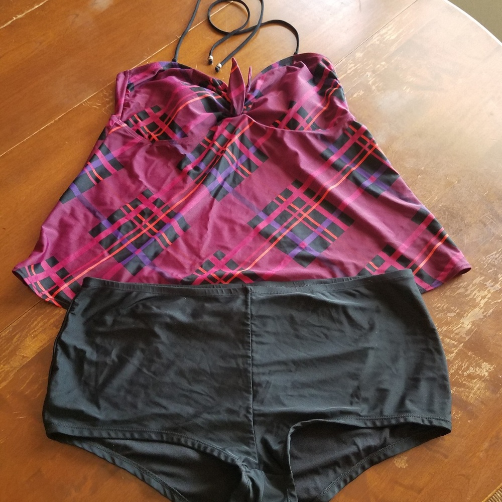 Liz Lange Maternity Swimsuit XXL